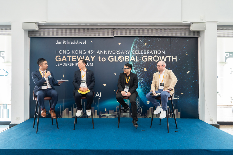 Event photos for Website (7).png