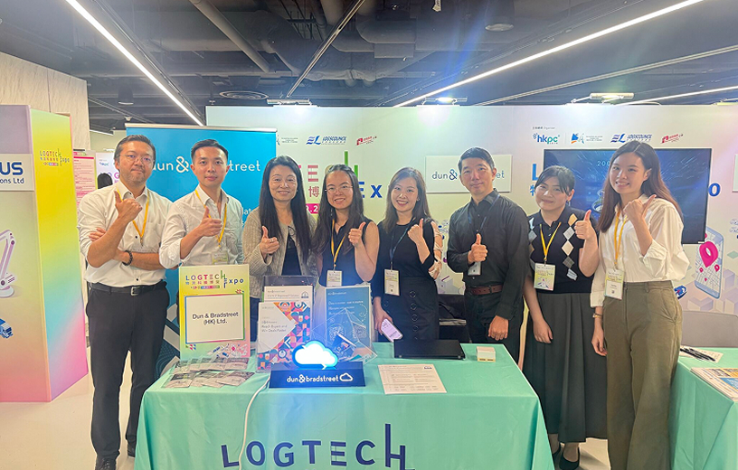 f5f9df096d874a3c8a832385c451e063_image1-870 1.jpg